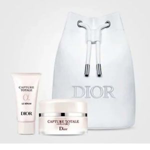 Dior Drawstring Pouch with Capture Totale set